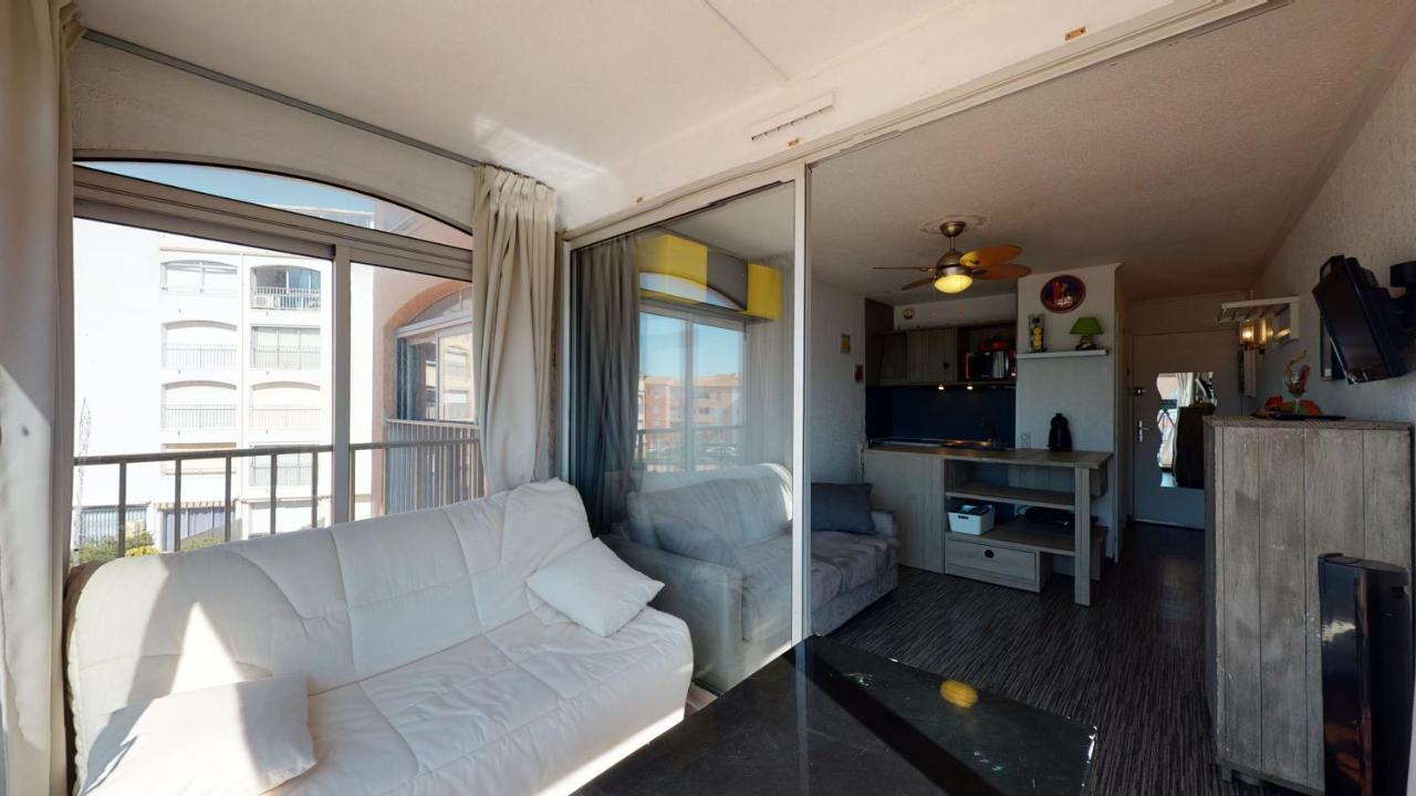 Studio Avec Belle Vue Sur Le Port Apartment Agde Luaran gambar