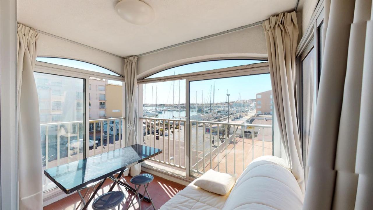 Studio Avec Belle Vue Sur Le Port Apartment Agde Luaran gambar