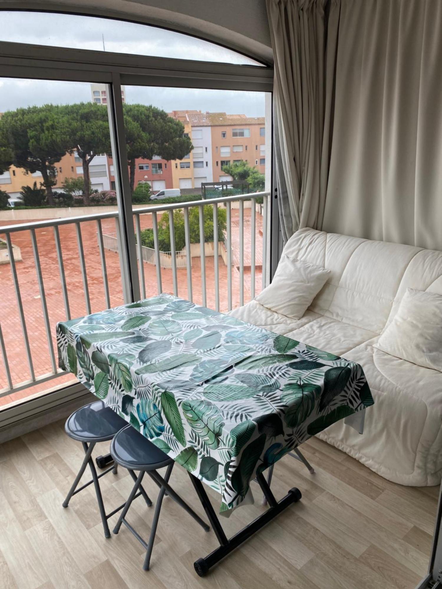 Studio Avec Belle Vue Sur Le Port Apartment Agde Luaran gambar